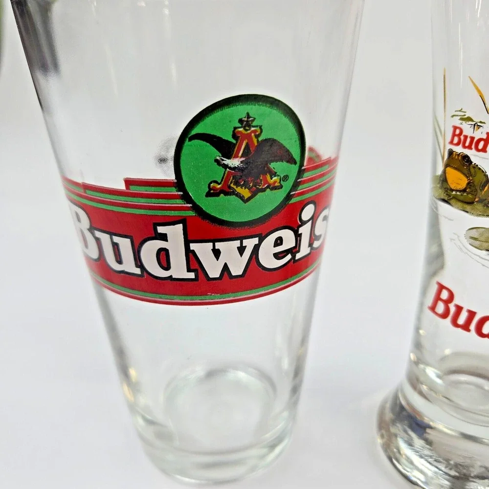 1989, 1996 Vintage Budweiser Holiday Clydesdales‎ & Frog Pilsner Beer Glasses